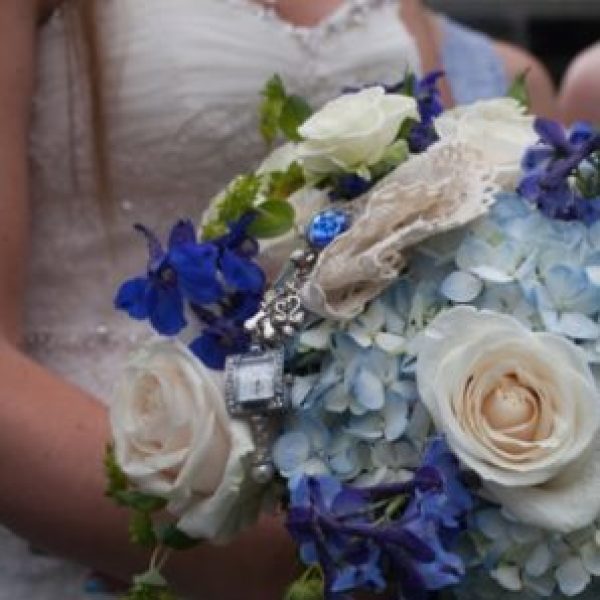 Hannah’s Bridal Bouquet Charm