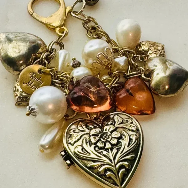 Gold Hearts Bracelet