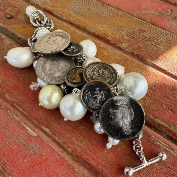 All The Fellas vintage buttons bracelet
